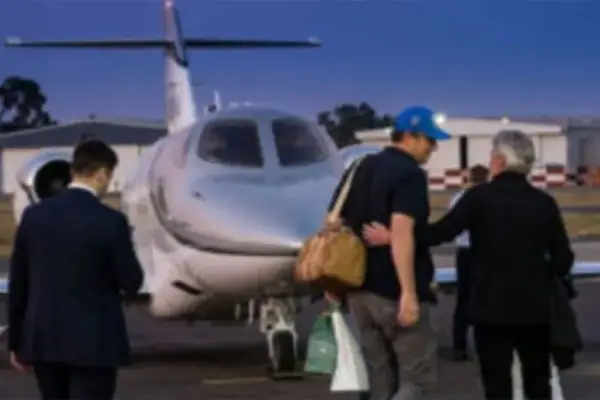 Caso Adorni: el piloto declaró y contradijo la versión del ministro