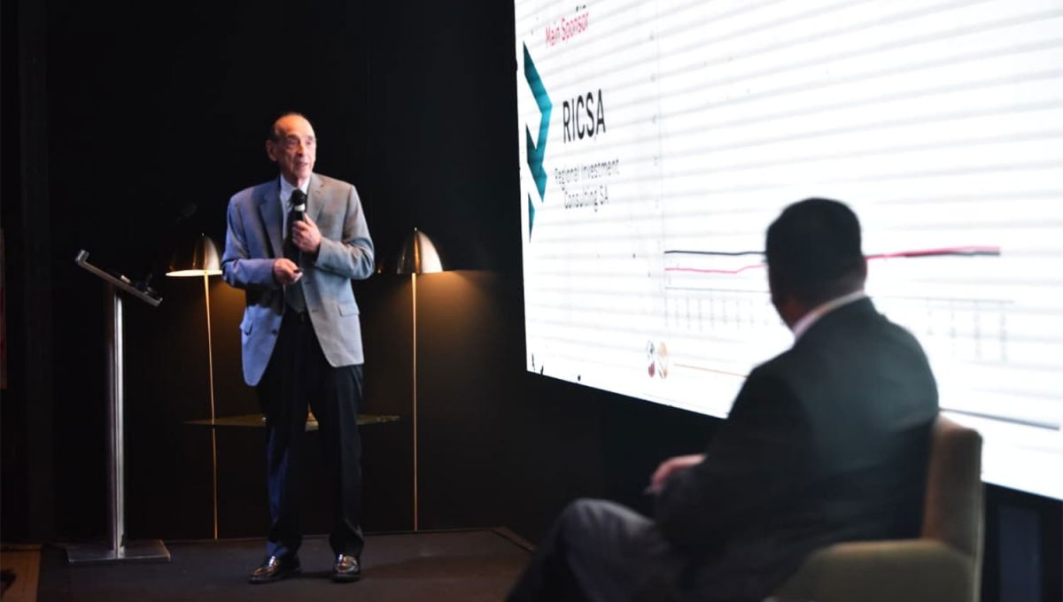 PROYECCIÓN. Arriazu indicó que el partido que se jugará este año pasa por establecer si la gente compra o no compra dólares.