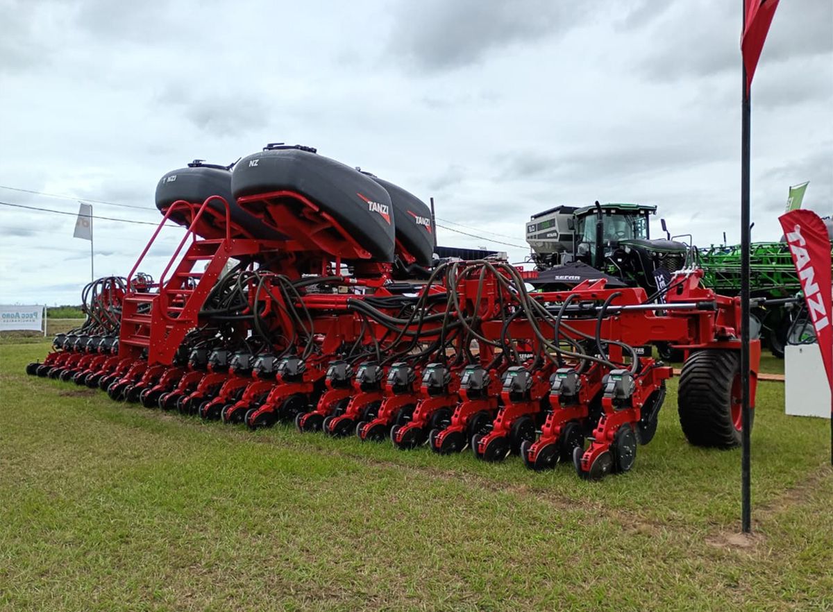 DINÁMICA. Se exhibieron las maquinarias de última generación.
