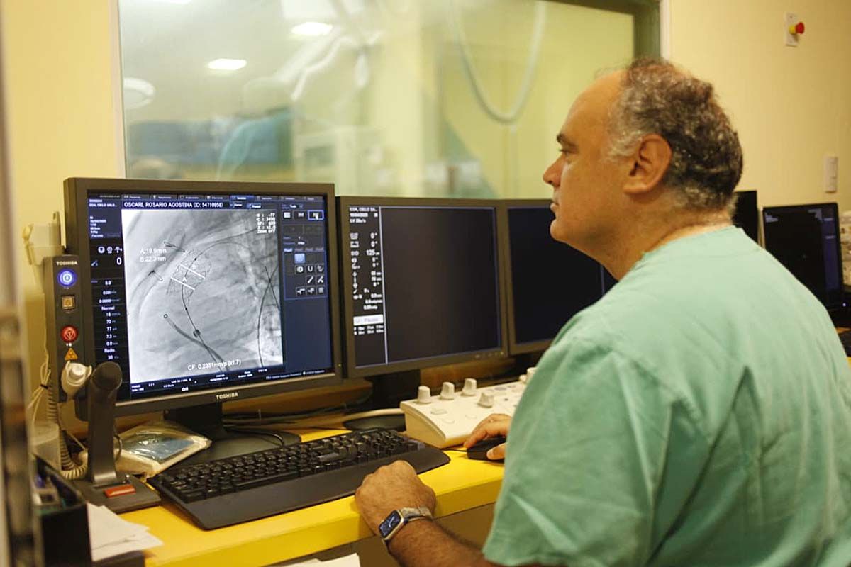 Le implantaron una válvula pulmonar a una niña de 10 años y evitaron una cirugía a corazón abierto