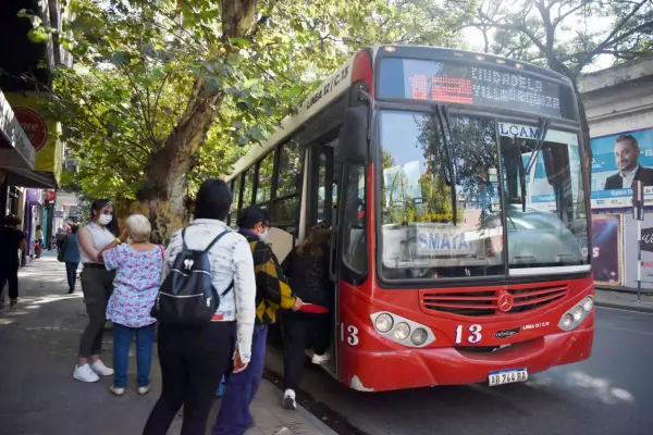 Transporte público: Aetat pide una reunión por el cambio de sistema