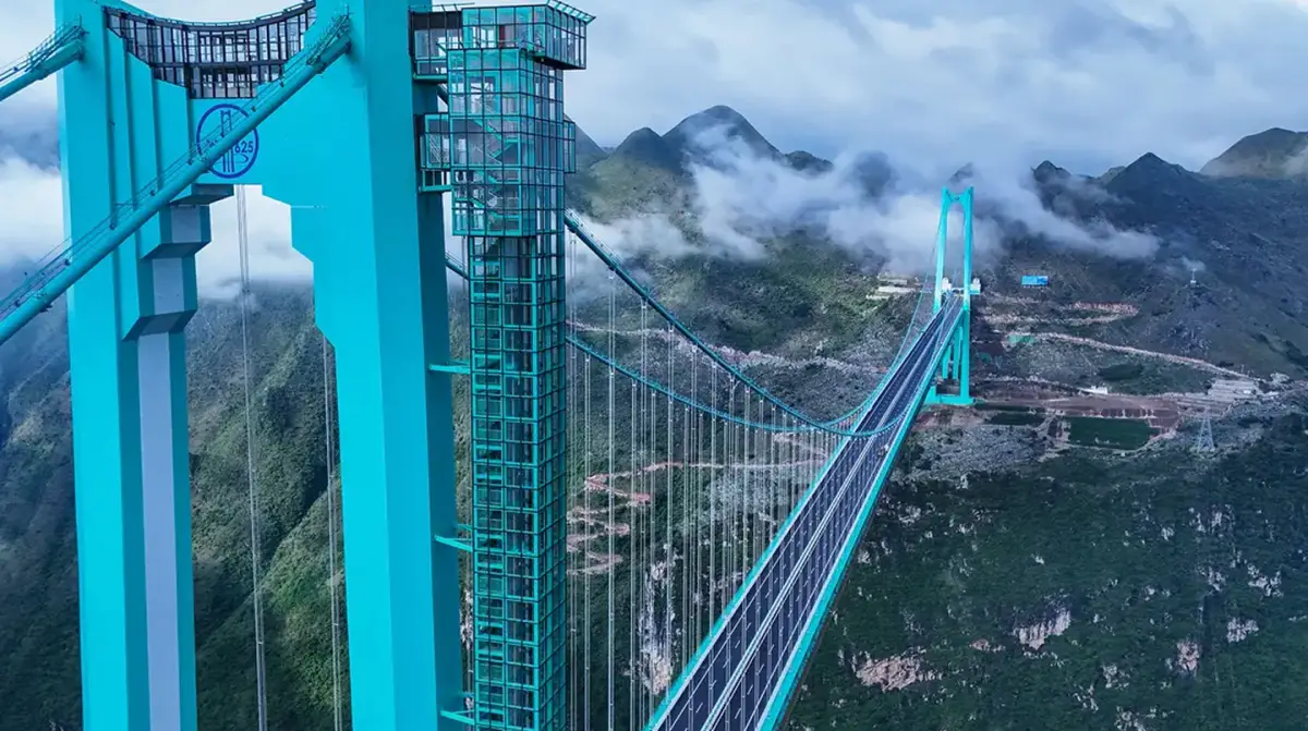 Puente del Gran Cañón de Huajiang, uno de los mejores lugares del mundo según Time 