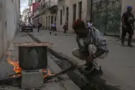 Hasta un 60% de Cuba se quedaría sin electricidad esta semana si no recibe ayuda