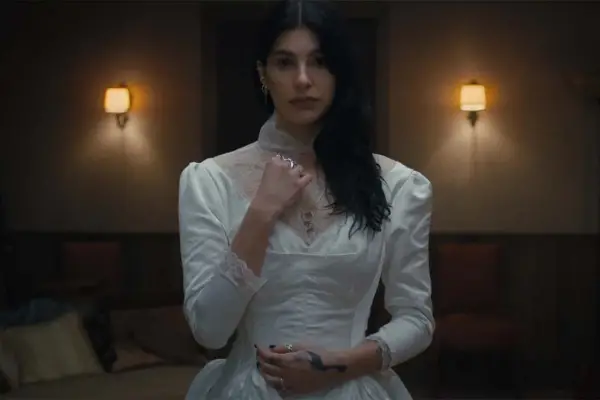 “De los creadores de Stranger Things llega “Algo terrible está a punto de suceder”: por qué hay que verla en Netflix