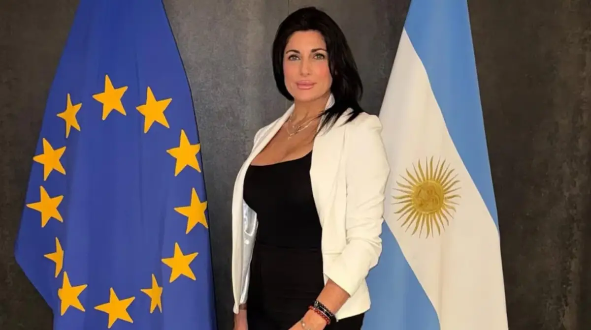 JULIANA SANTILLÁN. La diputada libertaria afirmó haberse reunido con el embajador de un país disuelto hace más de 30 años.