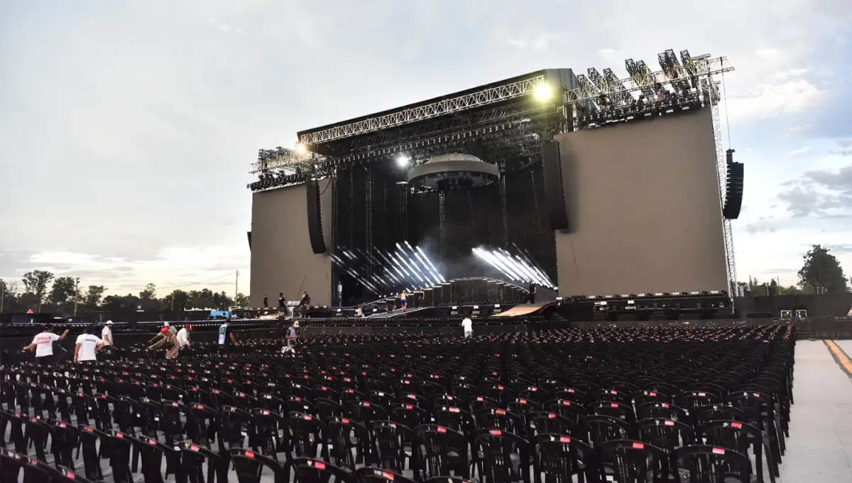 EN VIVO Toda la previa del show de Tini en el hipódromo de Tucumán
