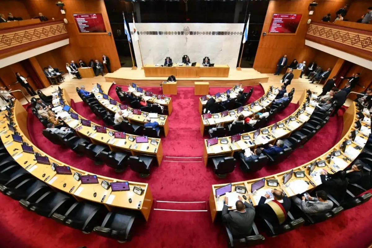 CUESTIONAMIENTOS. Espacios opositores objetaron la decisión de la Justicia Federal y pusieron bajo la lupa el modo en que se distribuyen fondos.