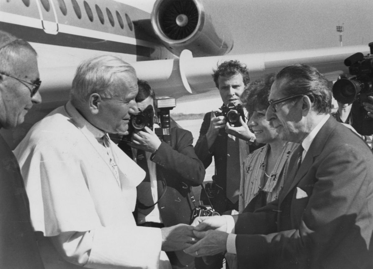 Recuerdos fotográficos: Abril 1987. Fervor tucumano y una siesta de 40 grados reciben al papa Juan Pablo II en Cevil Pozo