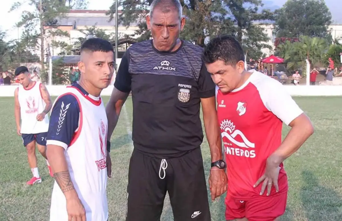 Luis Miguel Rodríguez junto a Diego Herrera en el sorteo de capitanes.