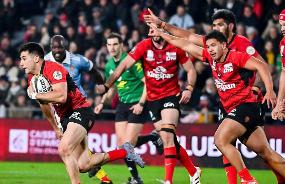 Tomás Albornoz es uno de las piezas importantes de Toulon.