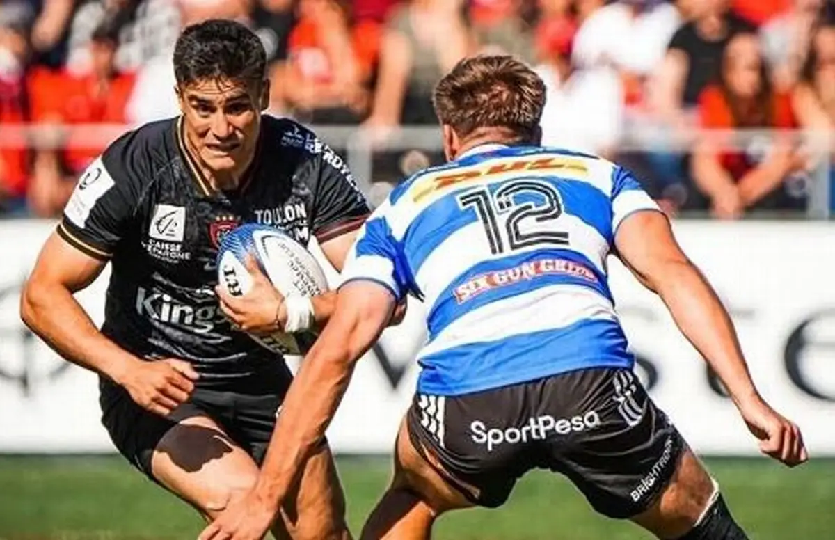 CREATIVO. Albornoz anotó seis puntos y asistió a dos compañeros en dos tries en la victoria de Toulon.
