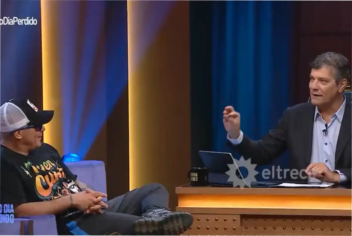 Pablo Lescano explicó a Mario Pergoloni su latiguillo de shows y canciones. 