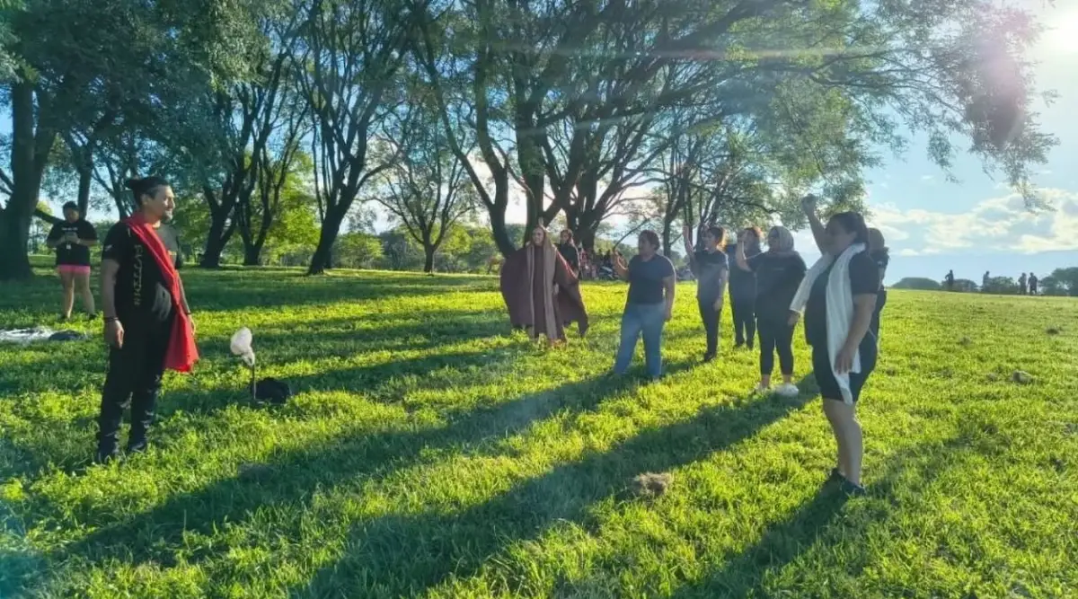 AL AIRE LIBRE. El ballet taficeño Huellas del Horizonte e intérpretes independientes actuarán en el parque Miguel Lillo de Tafí Viejo.