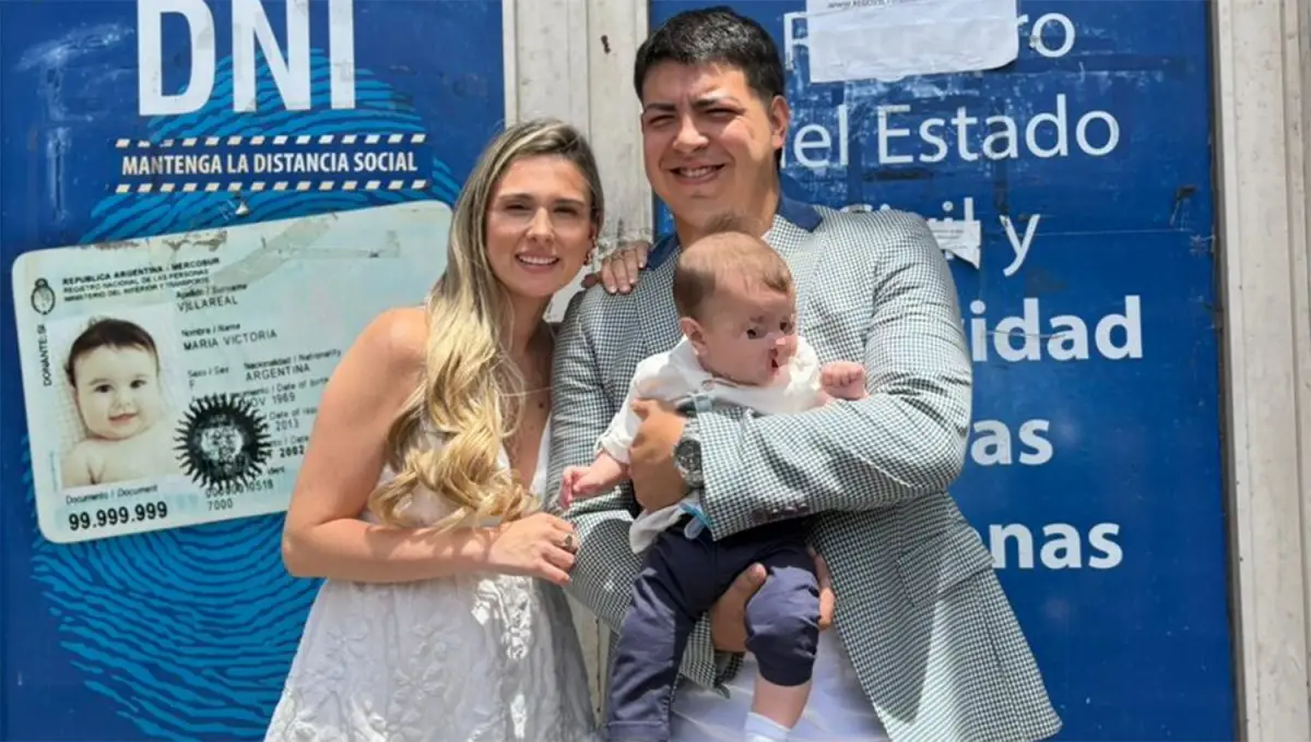 Albornoz y Robles, junto a su hija. 