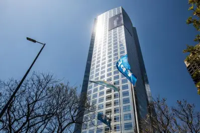 YPF: sin maquillaje, solo queda el relato