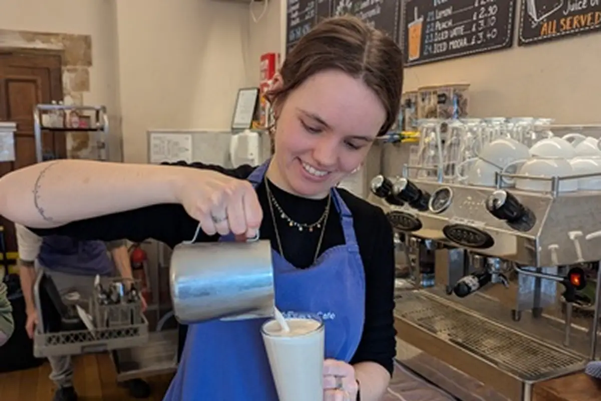 VOLUNTARIADOS EN EUROPA. Cafés, hostels y proyectos locales forman parte de las opciones disponibles para jóvenes. / WORLDPACKERS