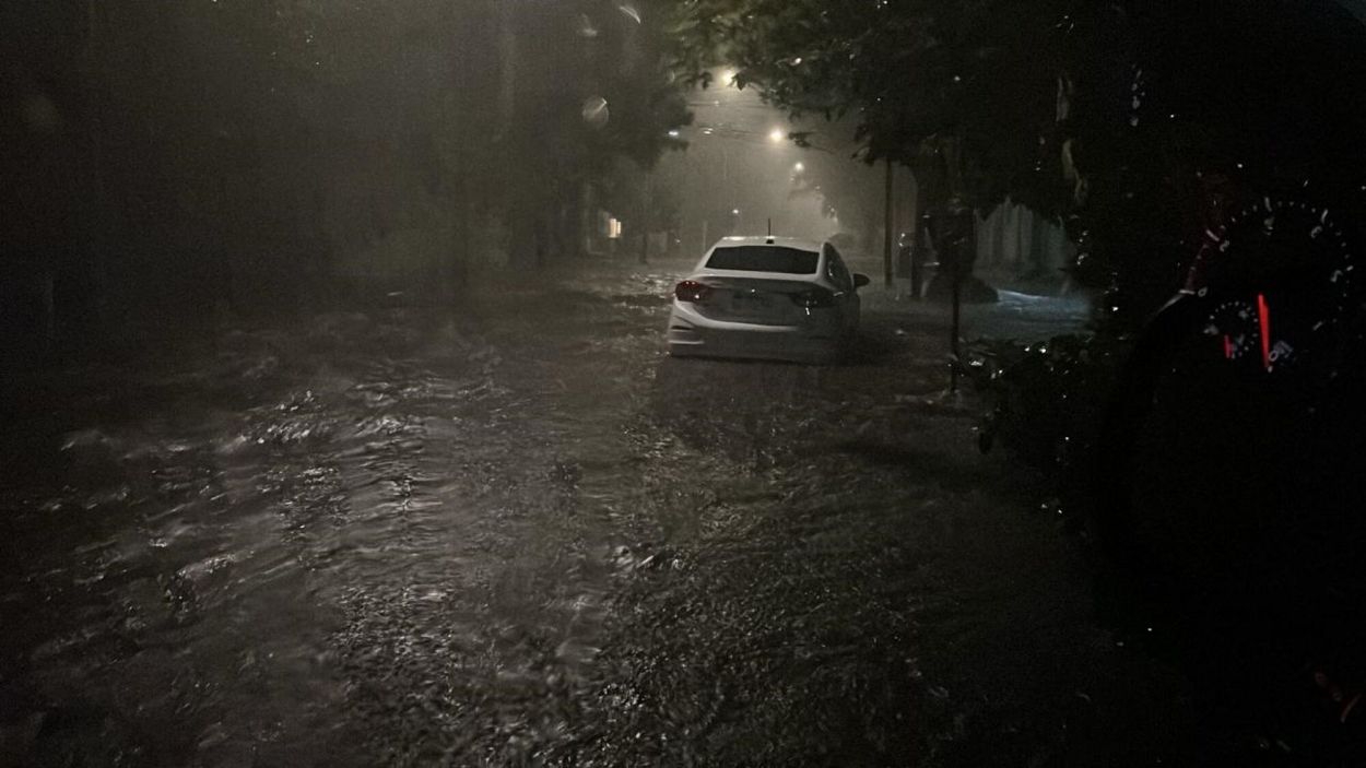 LA FUERZA DEL AGUA. Uno de los mayores riesgos durante el temporal.