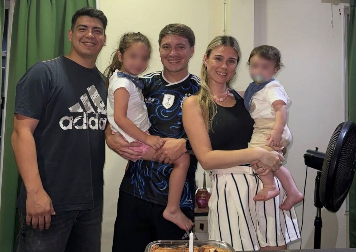 FAMILIA. Mariano Robles, Rodrigo Robles (su sobrino), Solana Albornoz y sus dos hijos.