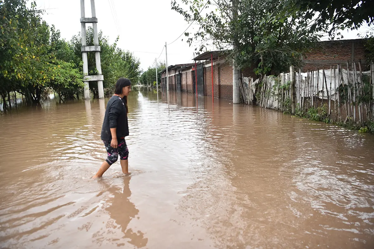 Efectos del temporal: aún hay zonas anegadas en Tucumán