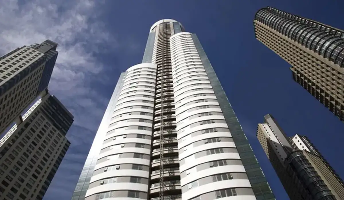 ¿Cuánto cuesta vivir en el edificio más alto de Argentina?