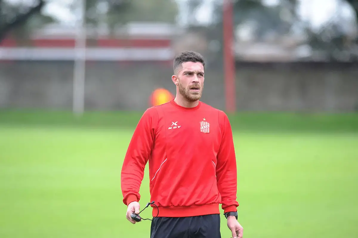 La Caja Popular de Ahorros denunció al exjugador San Martín, Adrián Arregui, por una presunta maniobra millonaria