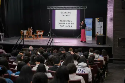 “Del formulario al boarding pass”: una mañana para animarse a soñar becas desde Tucumán