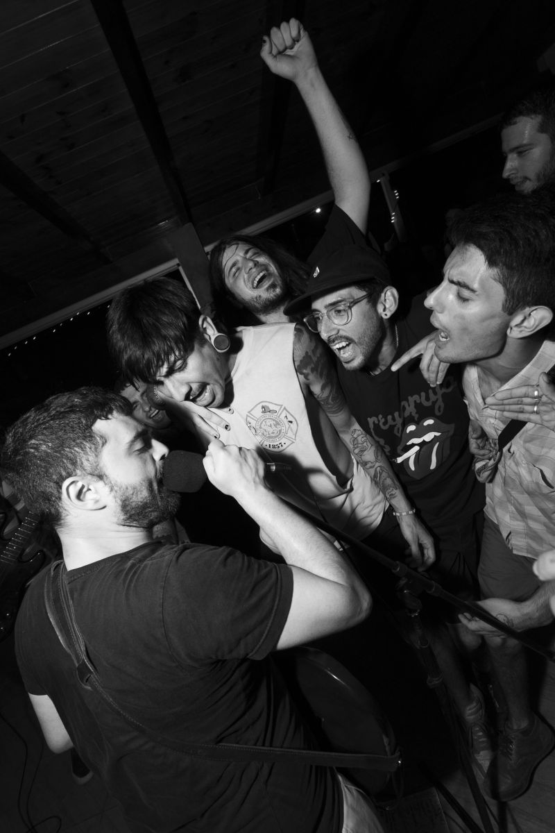 “Viva el diavlo”: el disco de Bogardus que retrata el individualismo y la hipervigilancia moderna