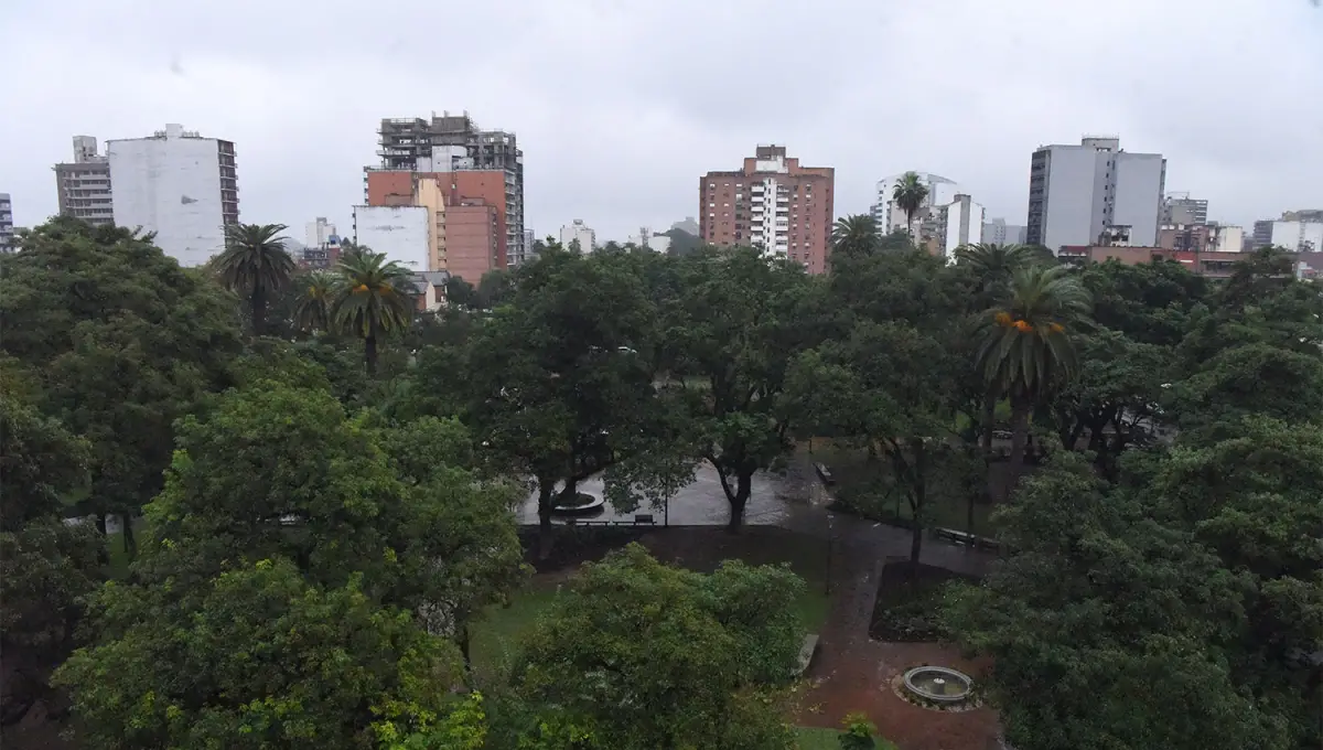 CUBIERTO. Se espera un viernes con mucha nubosidad pero sin nuevas precipitaciones en la capital.