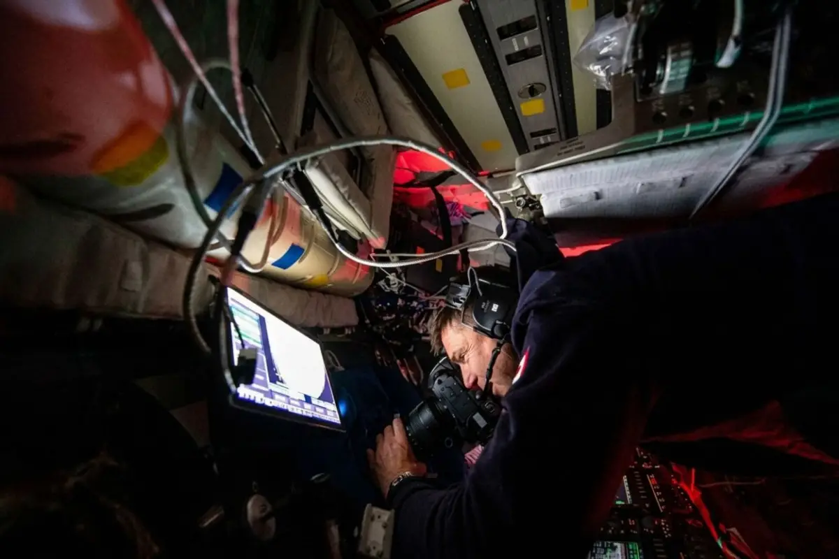 EMBUDO Y TANQUE. Desde que comenzó el viaje de Artemis II, ha habido problemas con el baño de la cápsula.