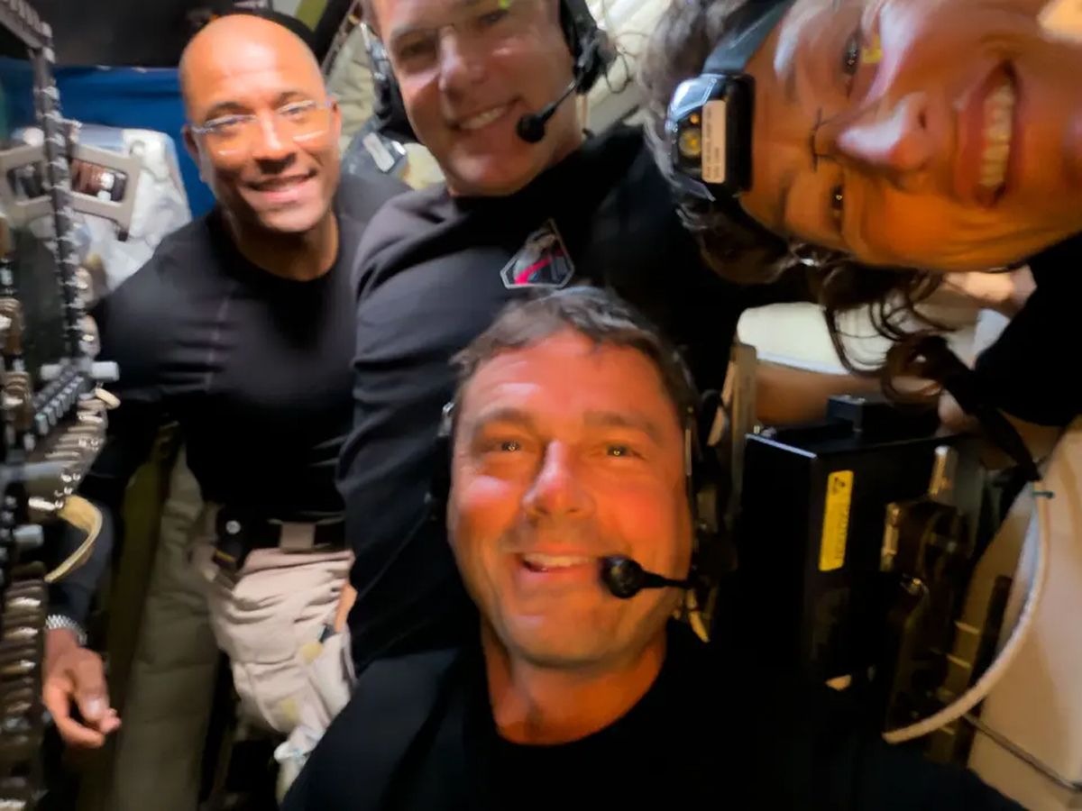 La misión Artemis II regresará este viernes a la Tierra tras sobrevolar la Luna