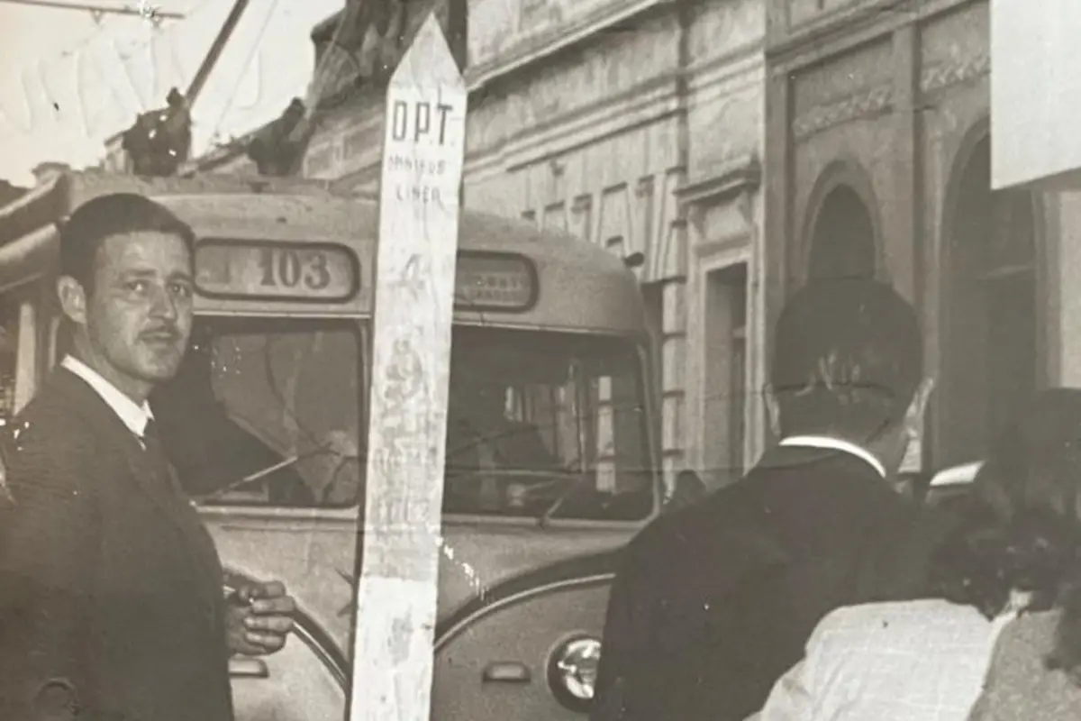 Recuerdos fotográficos: una serie de inutilidades repartidas por la ciudad en 1957