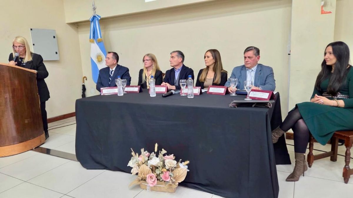 La UNT entregó certificados de la Diplomatura de Posgrado en Genocidio y Delitos de Lesa Humanidad