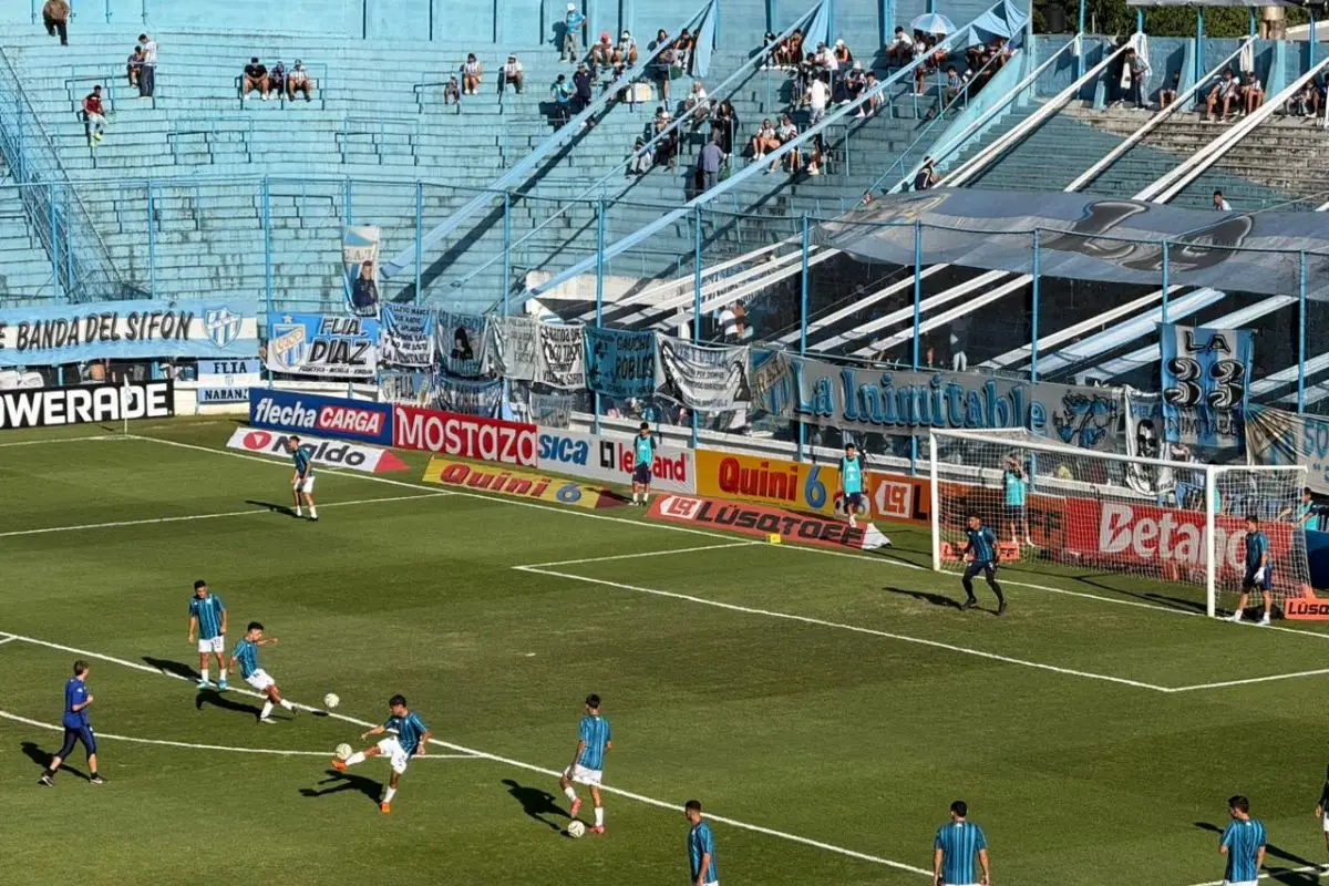 El Decano está haciendo los movimientos precompetitivos