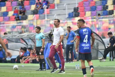 “Fue el partido más vistoso”: Yllana destacó la propuesta de San Martín tras superar a Güemes