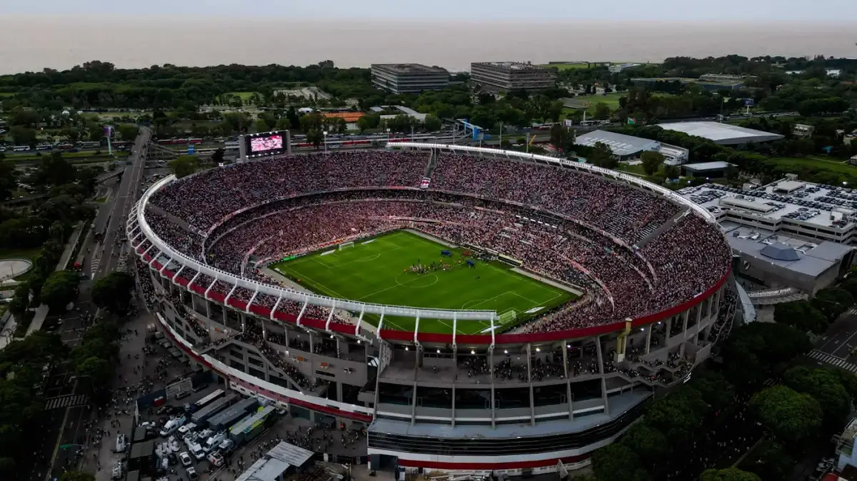 El Monumental cuenta con una capacidad para 85.018 hinchas.