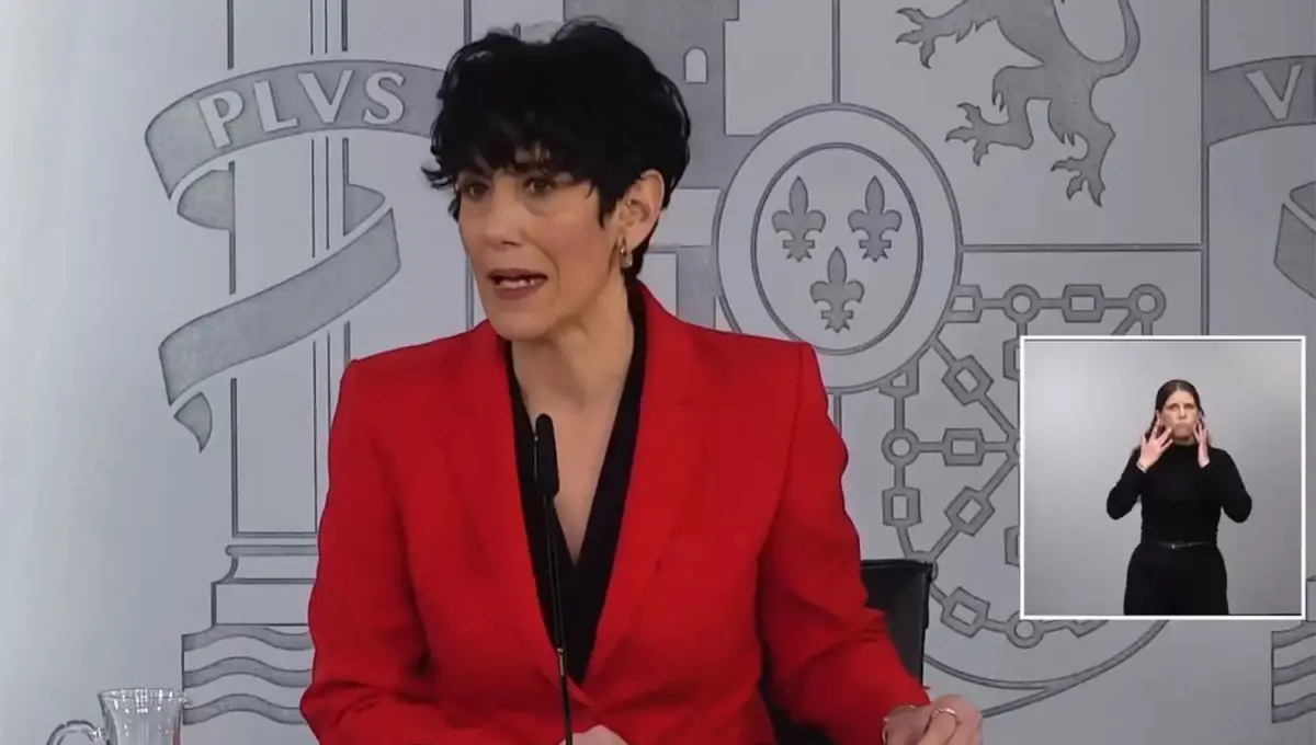 JUSTICIA SOCIAL. La portavoz del Gobierno español afirmó que esta es una iniciativa que cuenta con una triple legitimidad: social, política y económica.