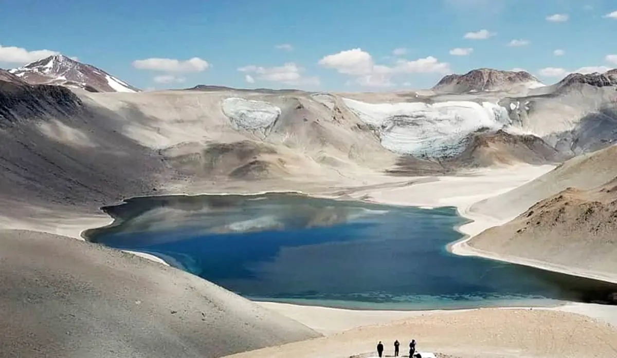 El lago navegable más alto del mundo está en La Rioja. 