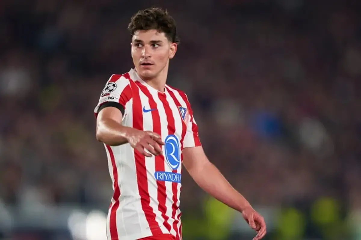 Julián Álvarez tiene contrato con el Atlético de Madrid hasta 2030.