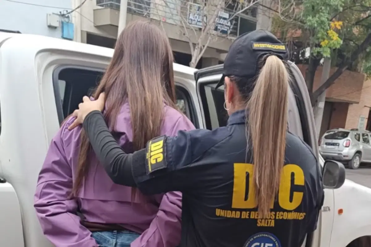 Detuvieron a una mujer en Salta por falsificar más de 3.400 aptos médicos para licencias de conducir