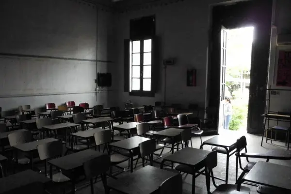 Docentes de la UNT evalúan realizar un paro por tiempo indefinido