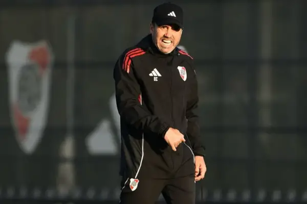 Con la mira en Boca, Coudet analiza una fuerte rotación de River ante Carabobo
