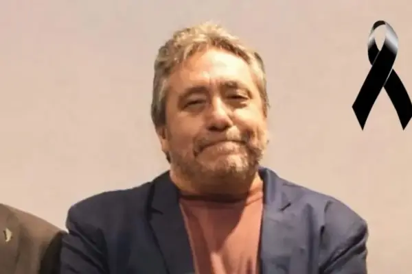 Paró a cambiar una rueda en medio de la ruta y murió atropellado por un camión