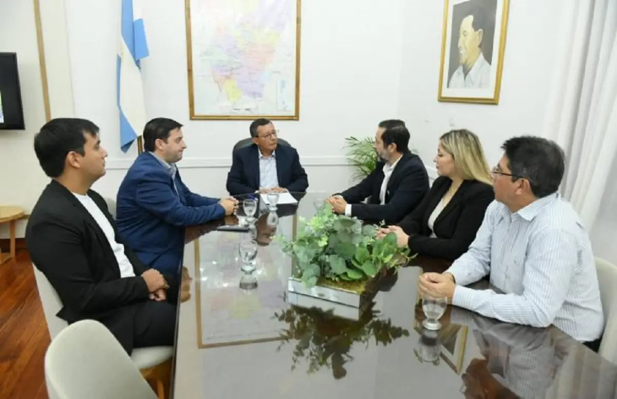 Darío Monteros recibió a directivos de la empresa Celusal. COMUNICACIÓN PÚBLICA