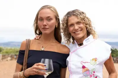 Sofía Solá, la hija de Maru Botana, anunció que se va de la Argentina y reveló el motivo de su decisión