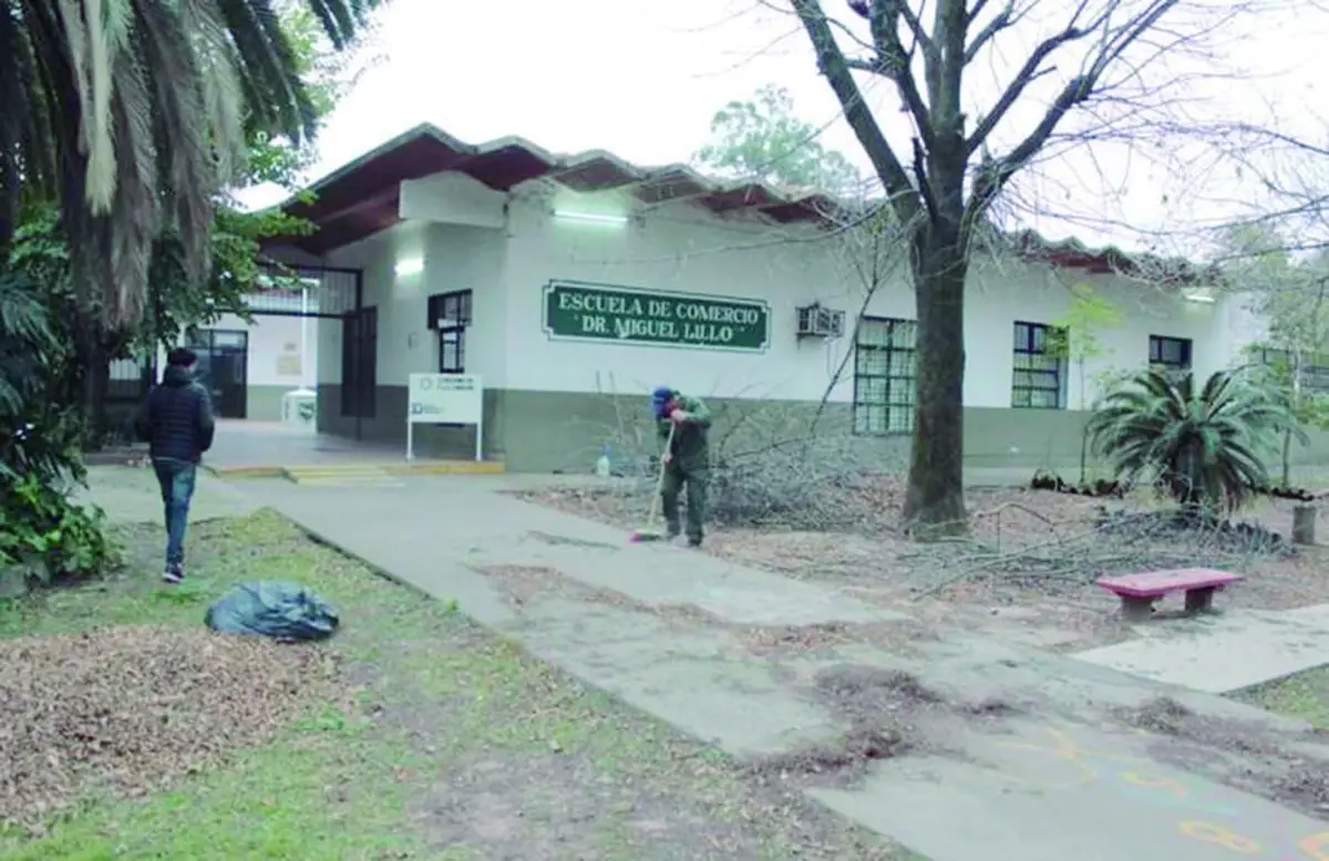 YERBA BUENA. La escuela de comercio “Miguel Lillo” (Brasil al 1700), donde un alumno admitió haber hecho una amenaza.