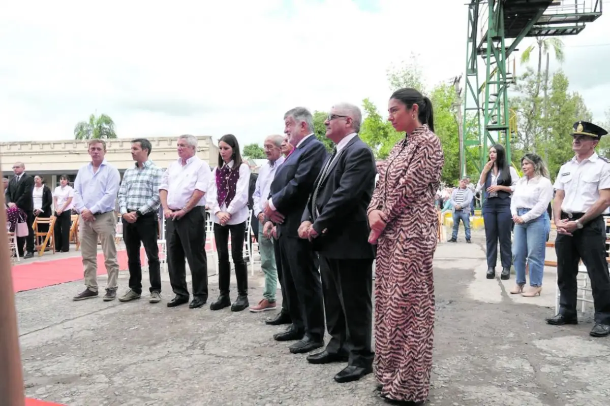 ZAFRA. Autoridades provinciales y empresariales, durante el acto.