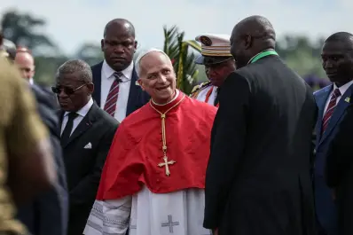 Mensaje contra la corrupción: el papa León XIV reza en Camerún