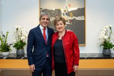 Caputo hizo los deberes y el FMI desembolsa dólares