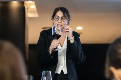 El malbec puede cambiar por complento en 200 metros de un mismo viñedo, dice la mejor sommelier de Argentina