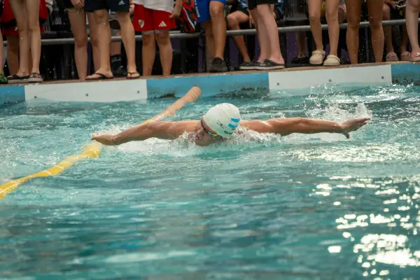 Tiene 20 años, se consolida como figura de la natación del NOA y sueña con llegar a los Juegos Olímpicos